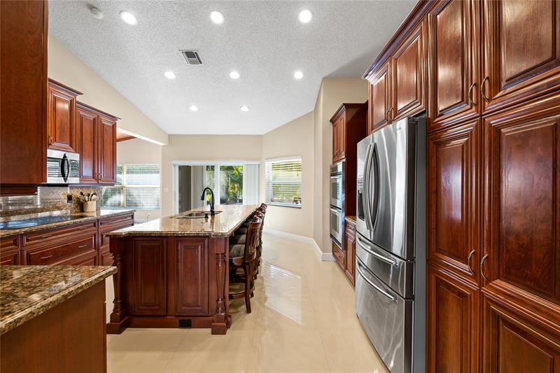 Image 6 of 35 For 5680 88th Ter