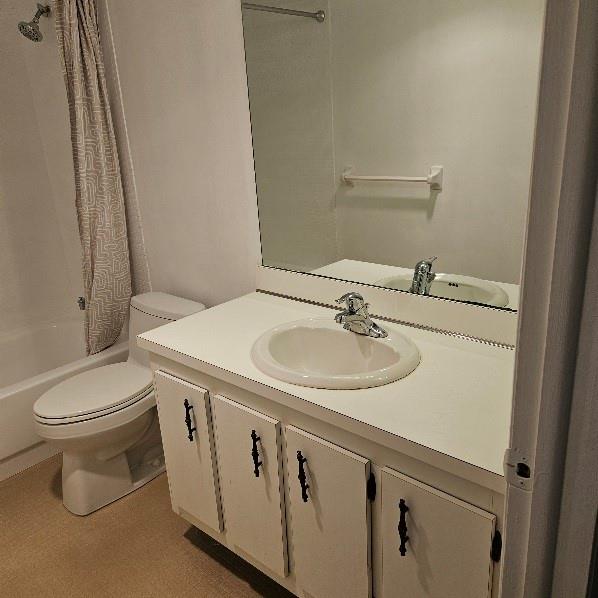 Image 13 of 21 For 4114 Inverrary Dr  14a