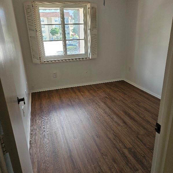 Image 17 of 21 For 4114 Inverrary Dr  14a