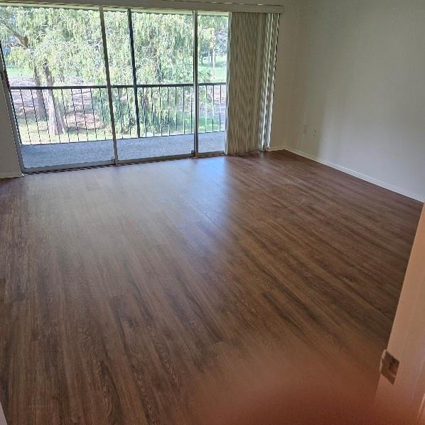 Image 19 of 21 For 4114 Inverrary Dr  14a