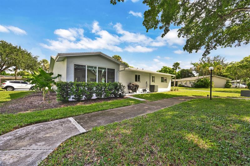 Image 7 of 31 For 2512 Natura Blvd
