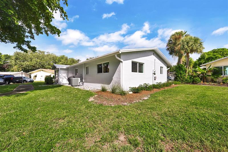 Image 9 of 31 For 2512 Natura Blvd