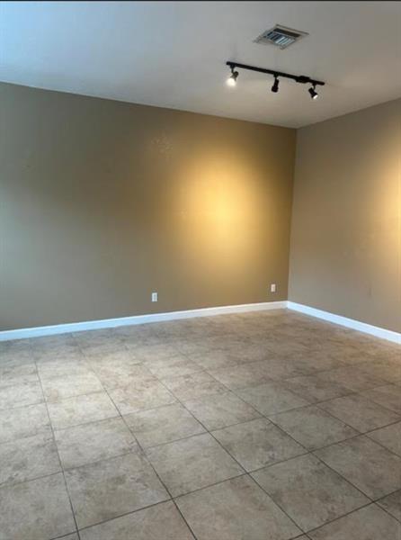 Image 4 of 26 For 4324 Maybelle Ln