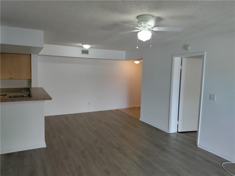 Image 13 of 35 For 9250 Atlantic Blvd  928