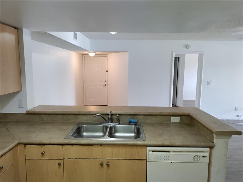 Image 15 of 35 For 9250 Atlantic Blvd  928