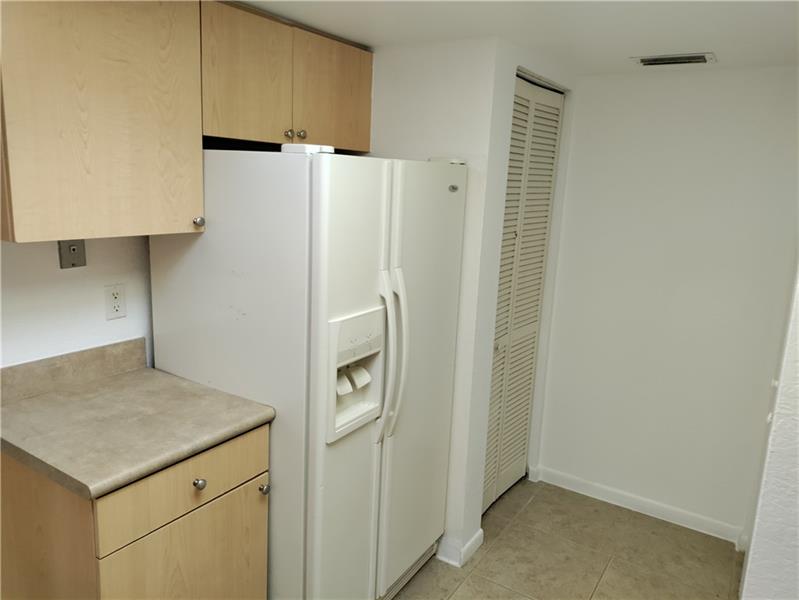Image 16 of 35 For 9250 Atlantic Blvd  928