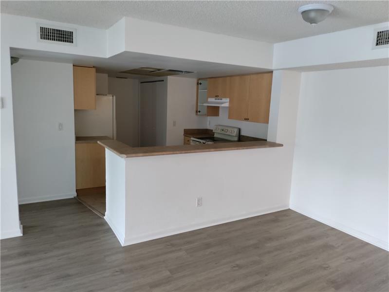 Image 5 of 35 For 9250 Atlantic Blvd  928