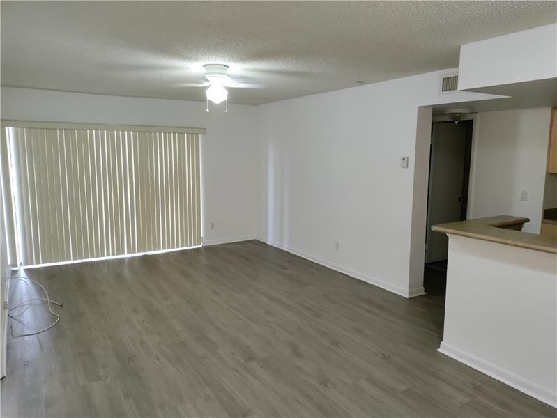 Image 7 of 35 For 9250 Atlantic Blvd  928