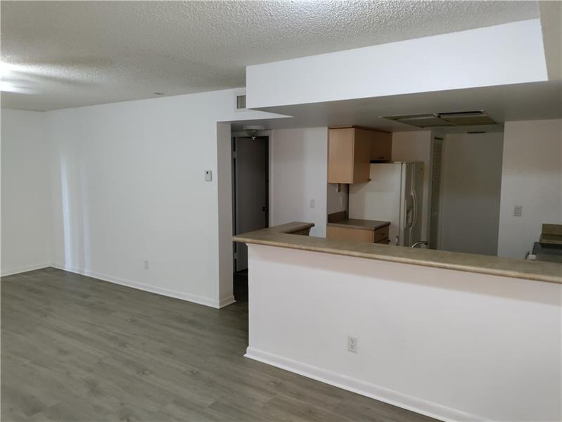 Image 8 of 35 For 9250 Atlantic Blvd  928