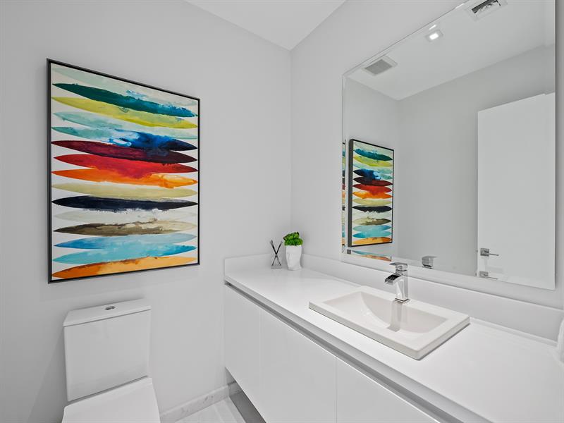 Image 20 of 48 For 701 Fort Lauderdale Beach Blvd  1003