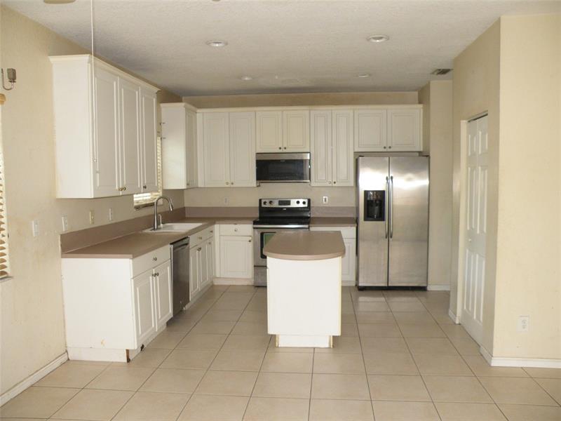 Image 8 of 23 For 958 127th Ave