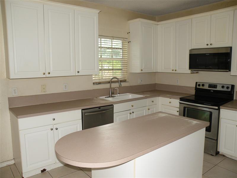 Image 9 of 23 For 958 127th Ave