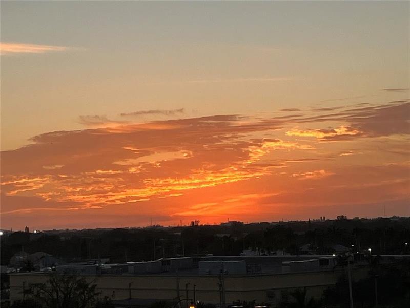 Image 29 of 57 For 1537 Hillsboro Blvd  839