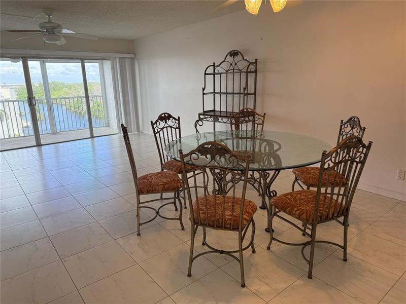 Image 8 of 57 For 1537 Hillsboro Blvd  839