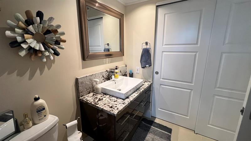 Image 10 of 22 For 831 Lyons Rd  23201