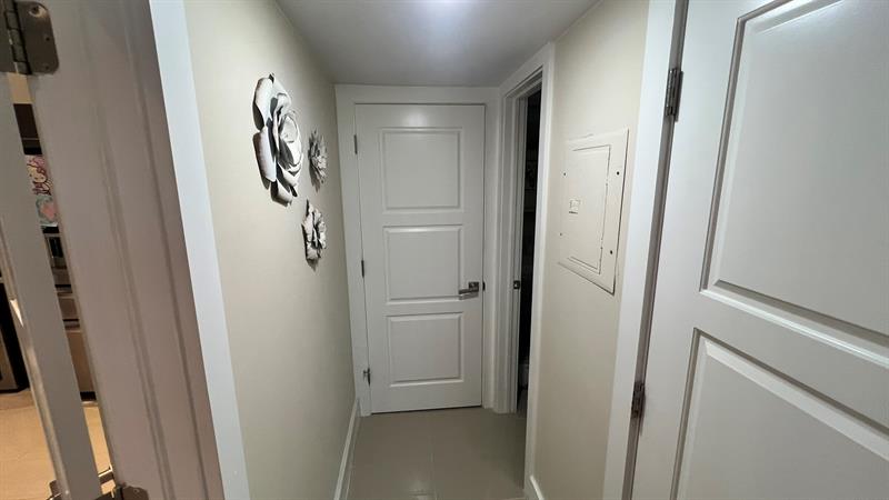 Image 13 of 22 For 831 Lyons Rd  23201