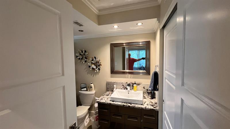 Image 8 of 22 For 831 Lyons Rd  23201