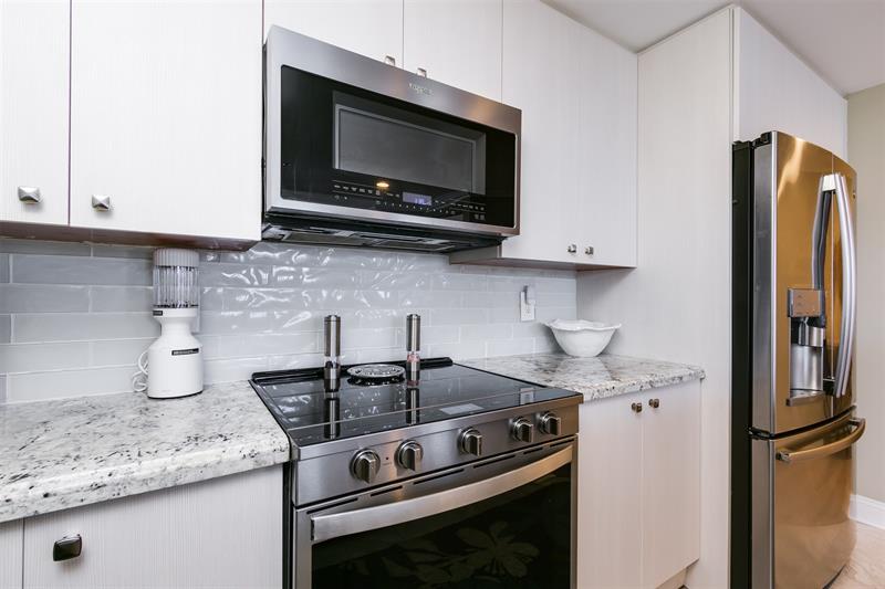 Image 15 of 36 For 191 Ocean Dr  513