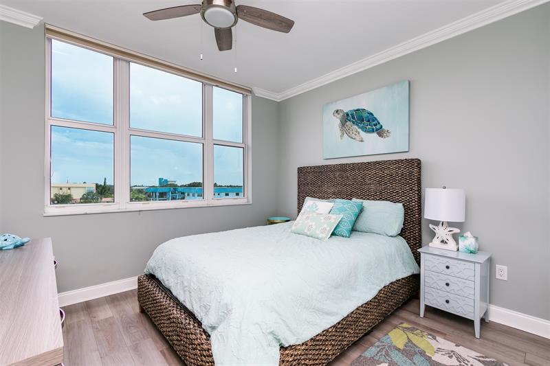 Image 31 of 36 For 191 Ocean Dr  513