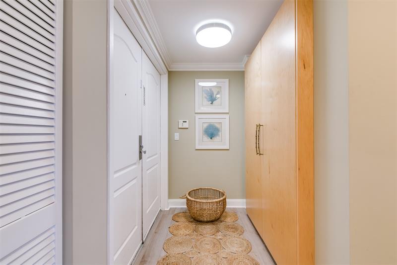 Image 7 of 36 For 191 Ocean Dr  513
