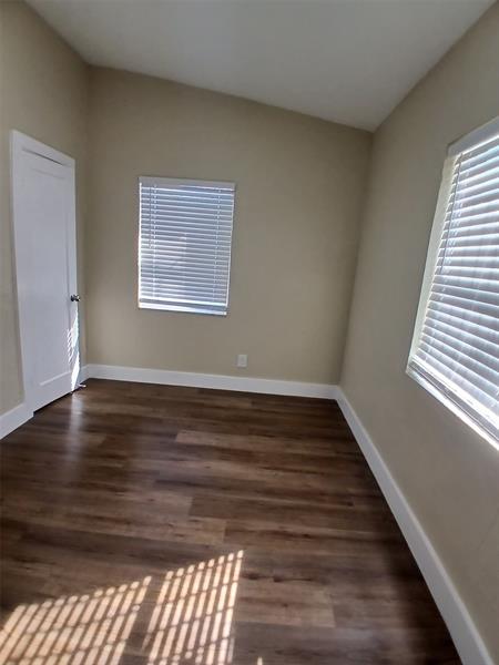 Image 5 of 15 For 18020 5th Ave