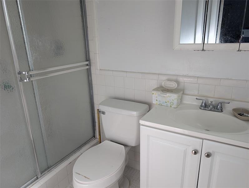 Image 10 of 15 For 7502 44th Ct  B