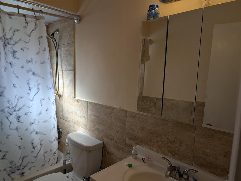 Image 11 of 15 For 7502 44th Ct  B