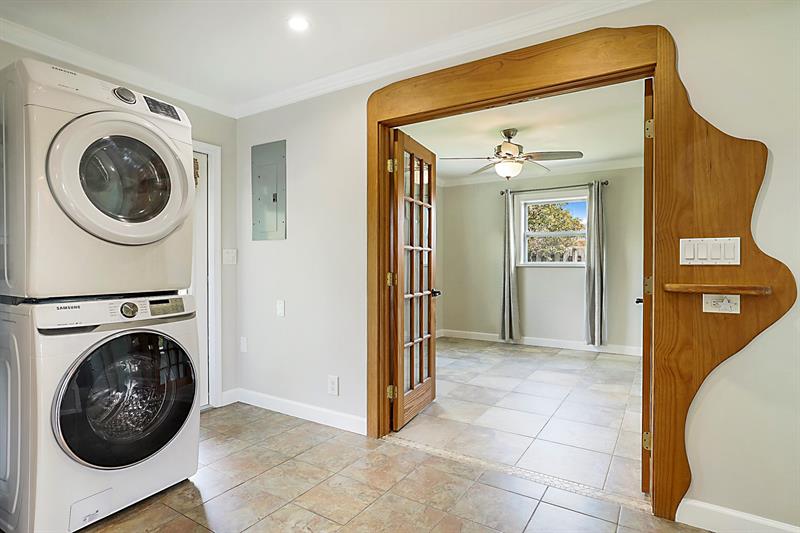 Image 19 of 47 For 6139 22nd St