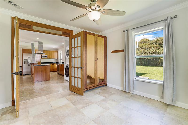 Image 21 of 47 For 6139 22nd St