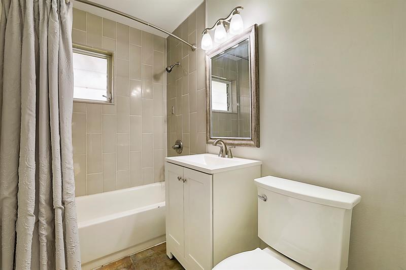 Image 23 of 47 For 6139 22nd St