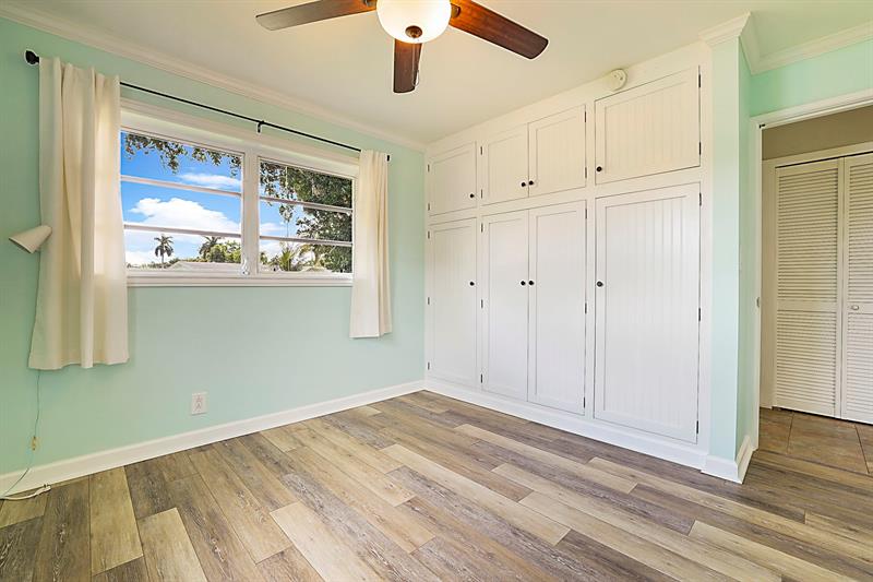 Image 25 of 47 For 6139 22nd St