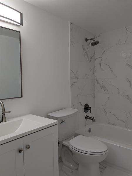 Image 13 of 18 For 3351 85 Ave  315