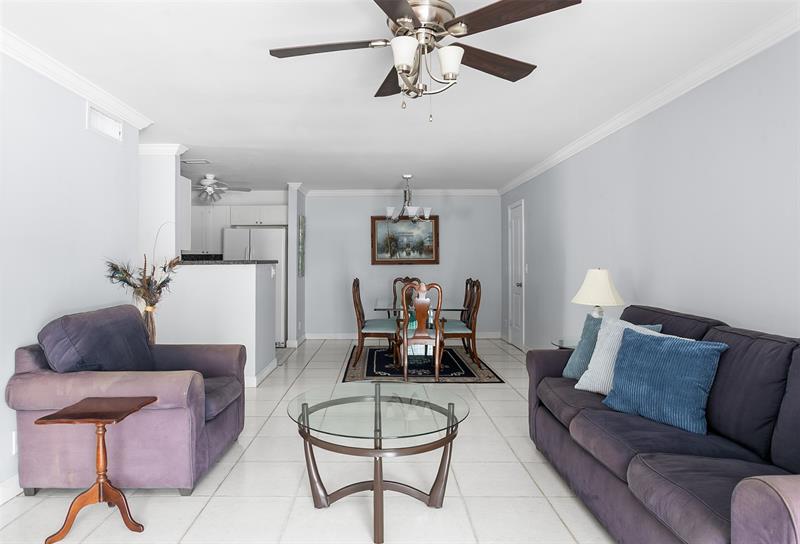 Image 14 of 34 For 6399 Bay Club Dr  1