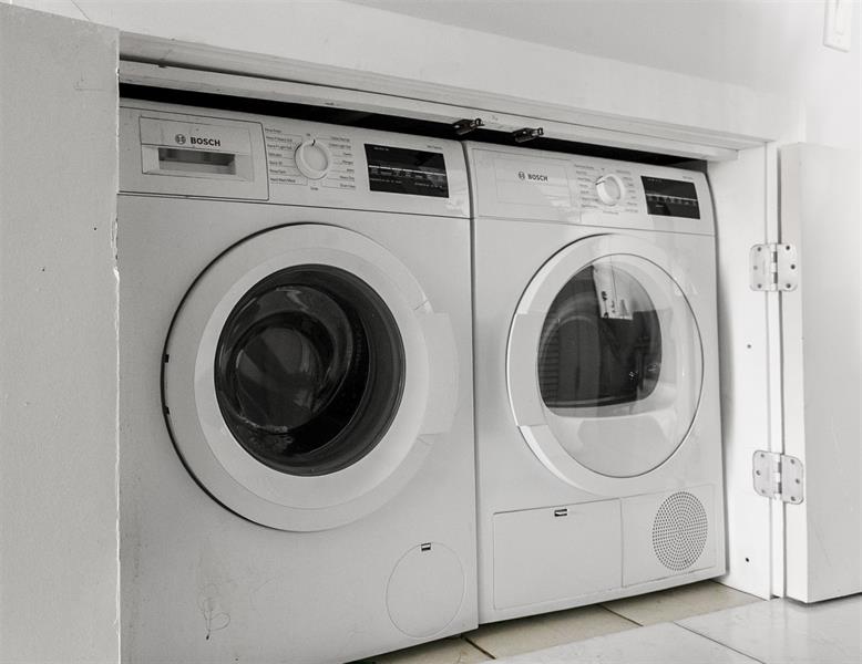 Image 26 of 34 For 6399 Bay Club Dr  1