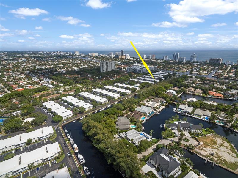 Image 3 of 34 For 6399 Bay Club Dr  1