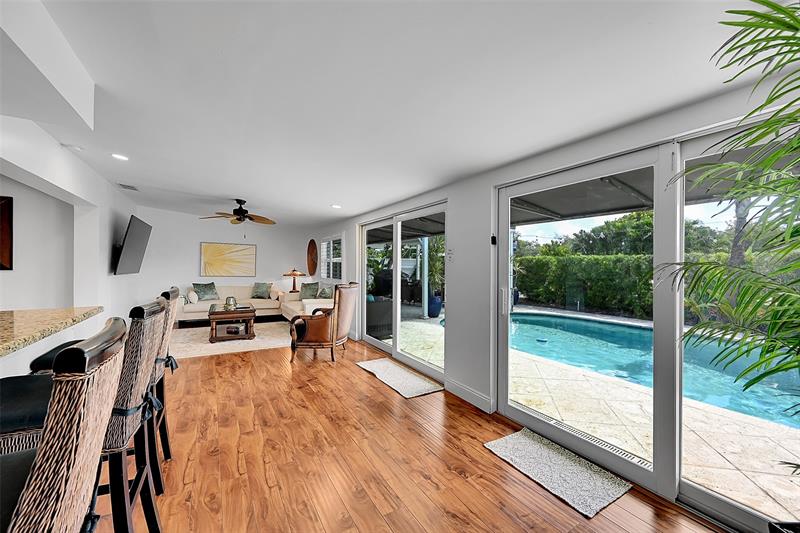 Image 10 of 53 For 1080 9th Ave