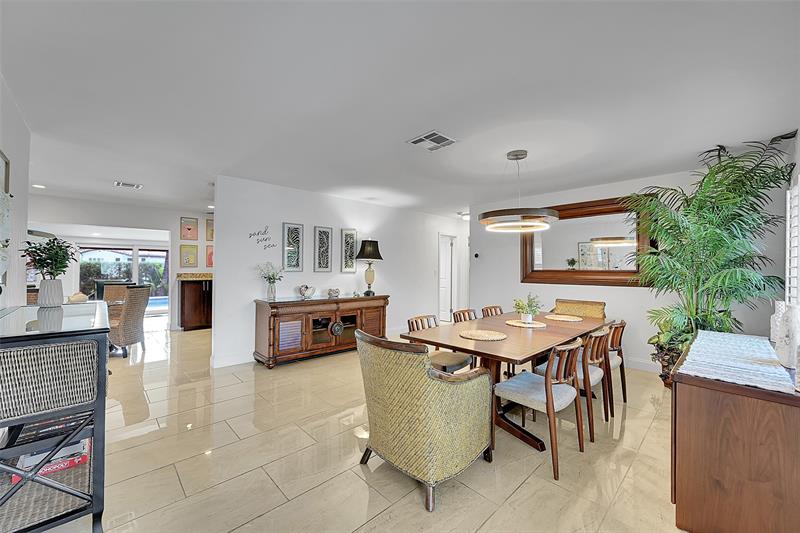 Image 14 of 53 For 1080 9th Ave