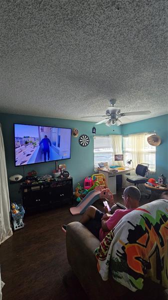 Image 10 of 16 For 4105 Clearview Ter