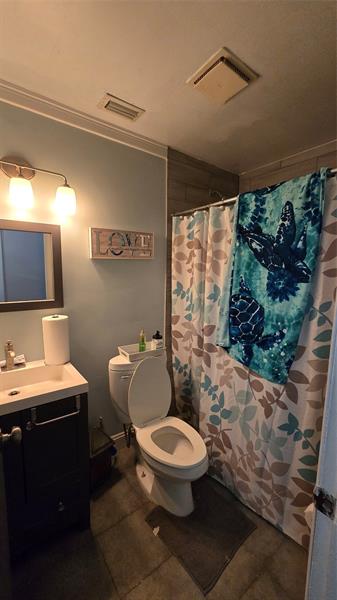 Image 11 of 16 For 4105 Clearview Ter