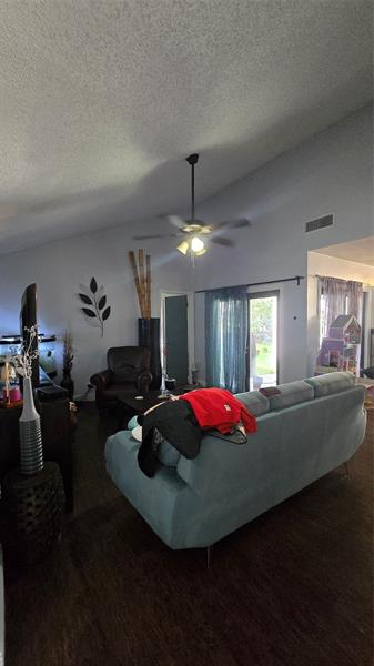 Image 4 of 16 For 4105 Clearview Ter