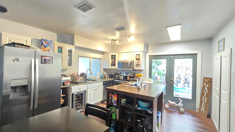 Image 5 of 16 For 4105 Clearview Ter