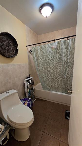 Image 7 of 16 For 4105 Clearview Ter