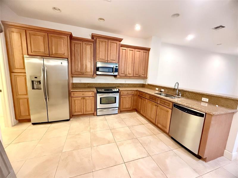 Image 13 of 38 For 4804 Sawgrass Breeze Dr