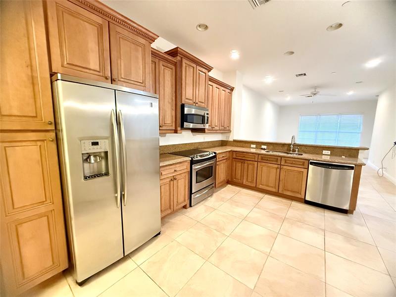 Image 14 of 38 For 4804 Sawgrass Breeze Dr