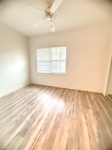 Image 20 of 38 For 4804 Sawgrass Breeze Dr