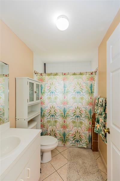 Image 21 of 30 For 18300 143rd Ct