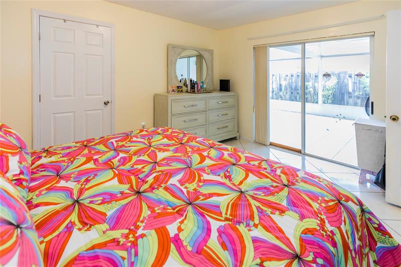 Image 24 of 30 For 18300 143rd Ct