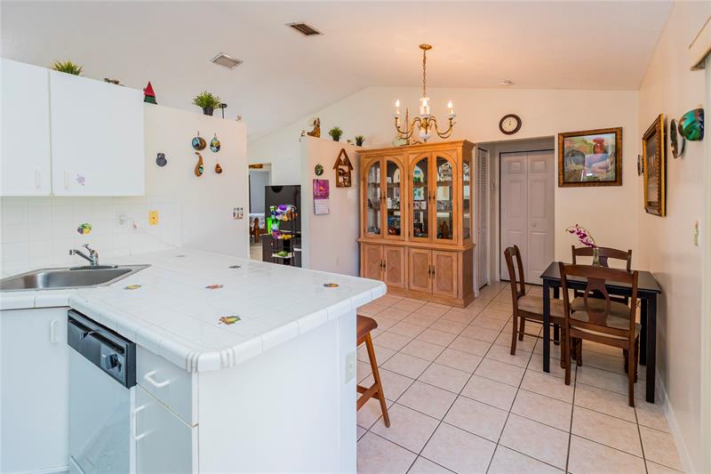 Image 9 of 30 For 18300 143rd Ct