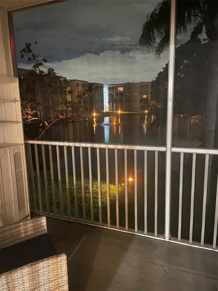 Image 11 of 16 For 604 2nd St  226