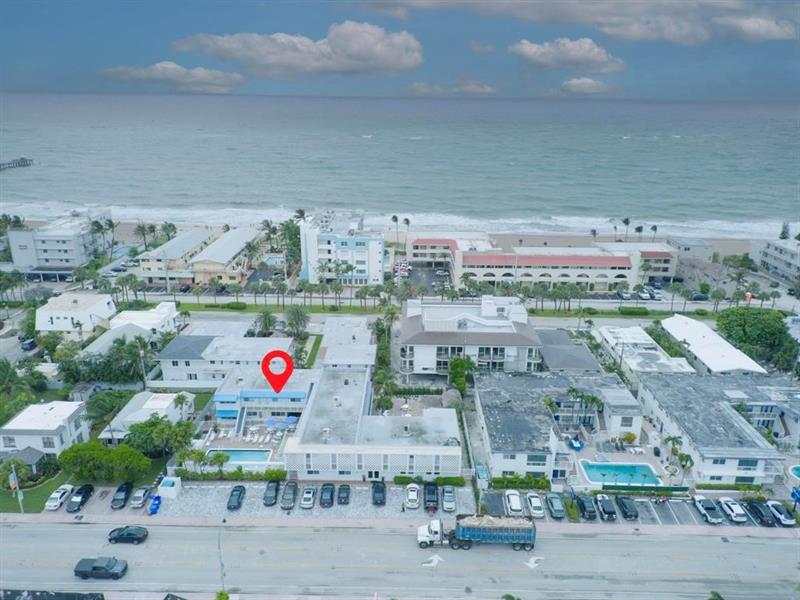 Image 12 of 15 For 4228 Ocean Blvd  14